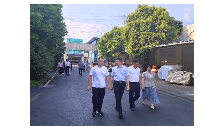 东华大学陈革副校长一行来扬州凯发k8旗舰参观调研